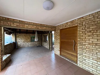 3 Bedroom House For Sale in Rustenburg - qIls.webp