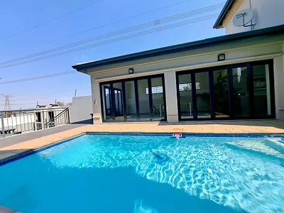 2 Bedroom Apartment For Sale in Sandton - Emj9.webp