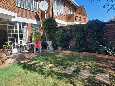 3 Bedroom Townhouse For Sale in Germiston - img