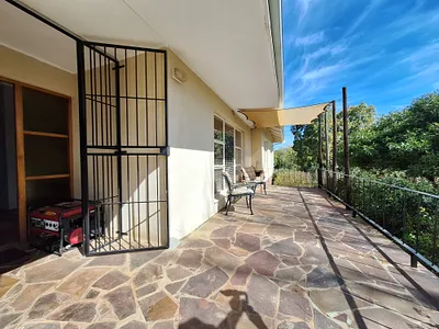 3 Bedroom House For Sale in Barrydale - img