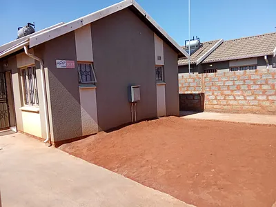 2 Bedroom House For Sale in Alberton - BIH5.webp