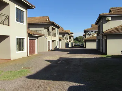 3 Bedroom Townhouse For Sale in Kingsburgh - yZXz.webp