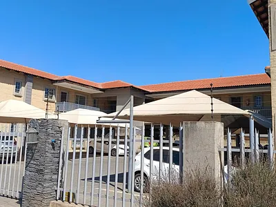 2 Bedroom Apartment For Sale in Kriel - P1QR.webp