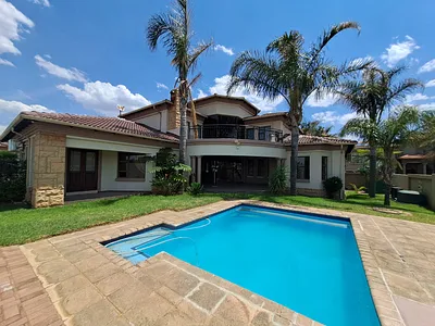 4 Bedroom Townhouse For Sale in Nigel - zg81.webp