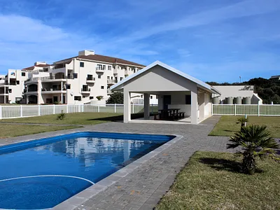 2 Bedroom Apartment For Sale in Port Alfred - 2V09.webp