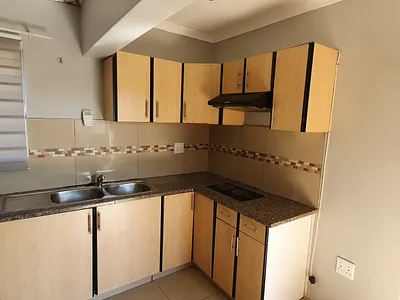 2 Bedroom Apartment To Rent in Durban - iFRf.webp