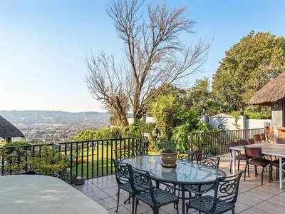 4 Bedroom House For Sale in Johannesburg - arm4.webp