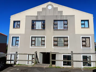 2 Bedroom Apartment For Sale in East London - yUaM.webp