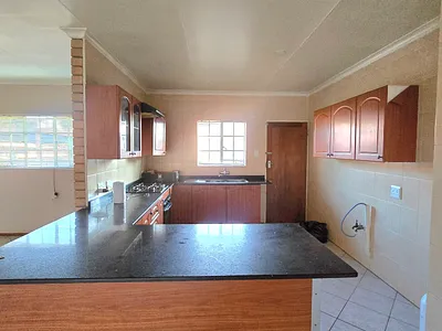 3 Bedroom House For Sale in Witbank - eRZs.webp