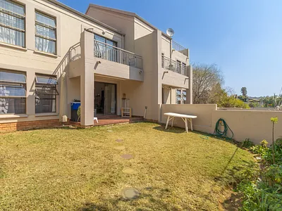 1 Bedroom Townhouse For Sale in Sandton - XGZF.webp