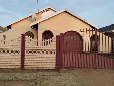 3 Bedroom House For Sale in Sebokeng - 4sXK.webp