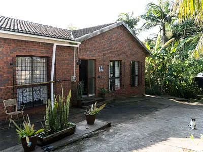 6 Bedroom House For Sale in Mandeni - FVgZ.webp