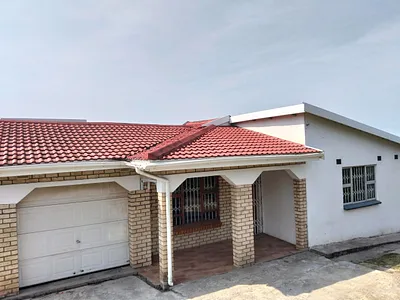 2 Bedroom Apartment To Rent in Mthatha - 3ew3.webp