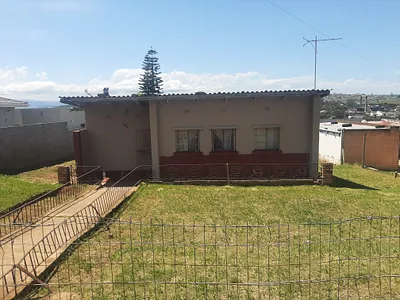 2 Bedroom House For Sale in King Williams Town - CgUa.webp