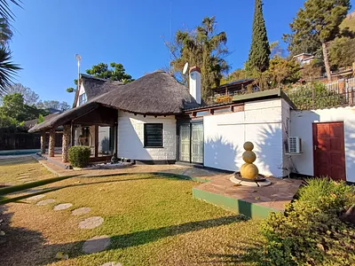 3 Bedroom House For Sale in Hartbeespoort - ci1f.webp