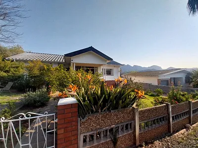 3 Bedroom House For Sale in Worcester - img