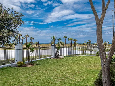 2 Bedroom Apartment For Sale in Port Elizabeth - ccSj.webp