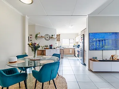3 Bedroom Apartment For Sale in Midrand - 5kjh.webp