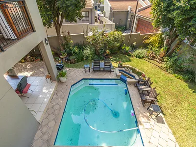 3 Bedroom House For Sale in Sandton - c6Gg.webp