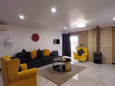 4 Bedroom House For Sale in Akasia - DdQa.webp