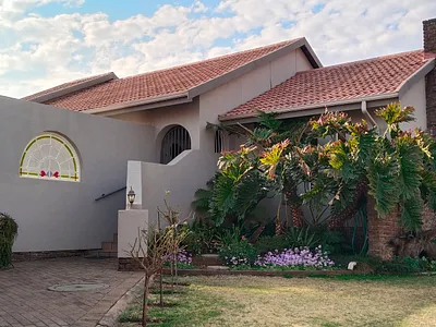 4 Bedroom House For Sale in Heidelberg - MMgy.webp