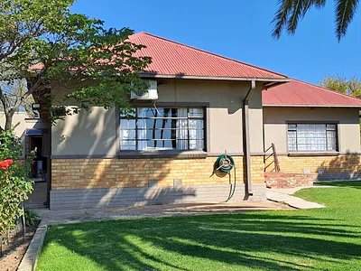 3 Bedroom House For Sale in Vredefort - P80W.webp