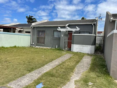2 Bedroom House For Sale in Milnerton - fI6I.webp