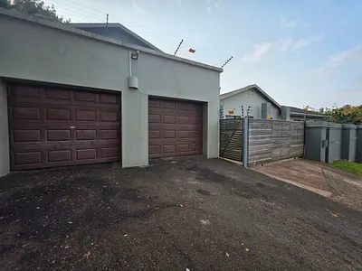 4 Bedroom House For Sale in Empangeni - jjgW.webp
