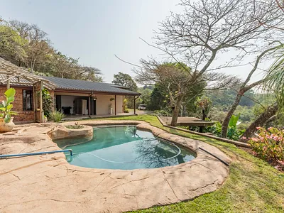 3 Bedroom House For Sale in Pinetown - pDq4.webp