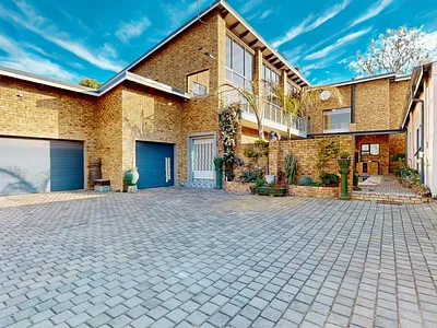 5 Bedroom House For Sale in Benoni - cTps.webp