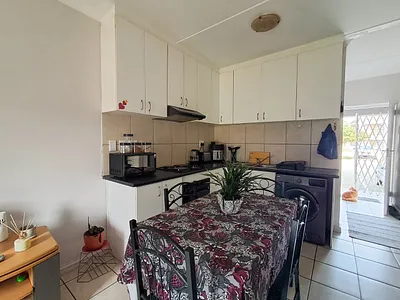 2 Bedroom Apartment To Rent in Kraaifontein - DnwQ.webp