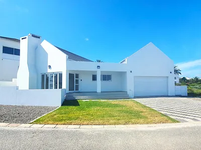3 Bedroom House For Sale in St Helena Bay - LPFL.webp