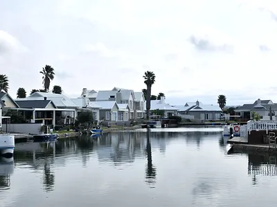 3 Bedroom House For Sale in Jeffreys Bay - img