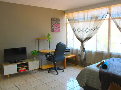 0.5 Bedroom Apartment To Rent in Pretoria - img