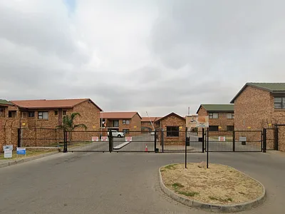 3 Bedroom Apartment For Sale in Boksburg - McJs.webp