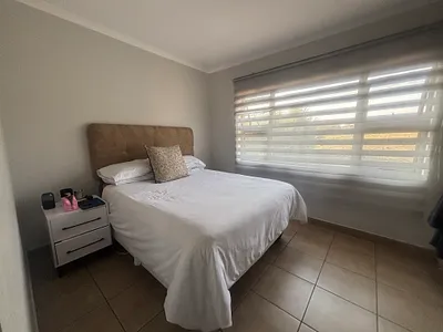 2 Bedroom Apartment For Sale in Witbank - Jxzf.webp