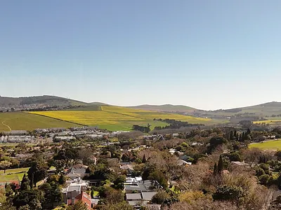 3 Bedroom House For Sale in Kenridge, Bellville - e0Ul.webp