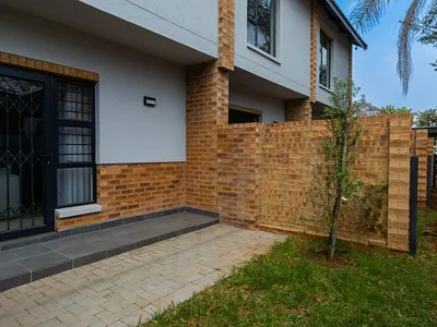 2 Bedroom Apartment For Sale in Centurion - 2D5u.webp