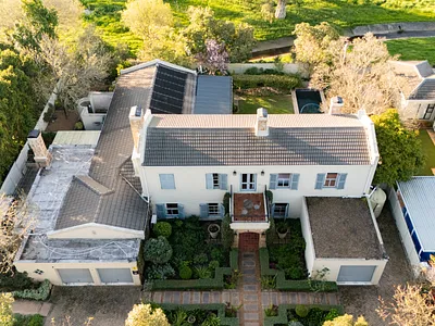 5 Bedroom House For Sale in Durbanville - PeNE.webp