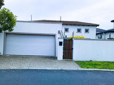 3 Bedroom House To Rent in Blouberg - Nf46.webp