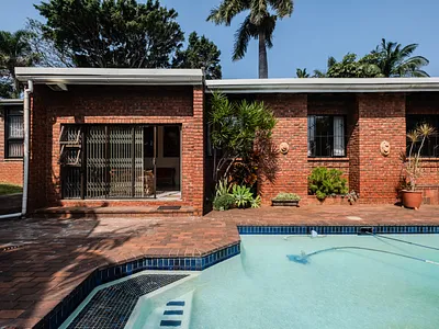 3 Bedroom House For Sale in Durban North - S33i.webp