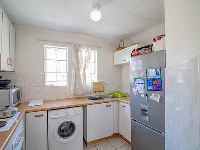 2 Bedroom Apartment For Sale in Midrand - fGWp.webp