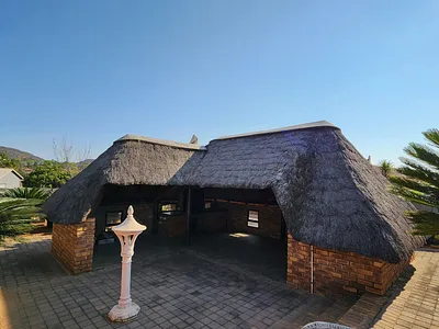 4 Bedroom House For Sale in Heidelberg - yXCF.webp