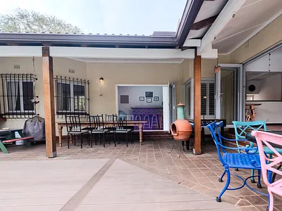 3 Bedroom House For Sale in Durban North - PucG.webp
