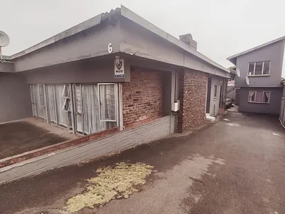 3 Bedroom House For Sale in Durban - img