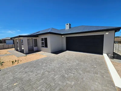 3 Bedroom House For Sale in Stilbaai West, Stilbaai - 6xSw.webp