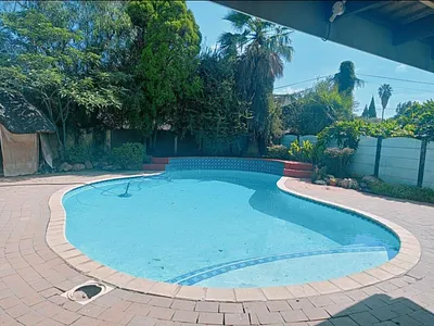 4 Bedroom House For Sale in Vereeniging - tJQU.webp