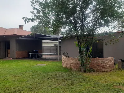 3 Bedroom House For Sale in Vanderbijlpark - yFhY.webp