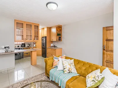 2 Bedroom Townhouse For Sale in Centurion - 7xRN.webp