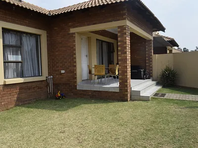 3 Bedroom Townhouse For Sale in Brakpan - WHCK.webp